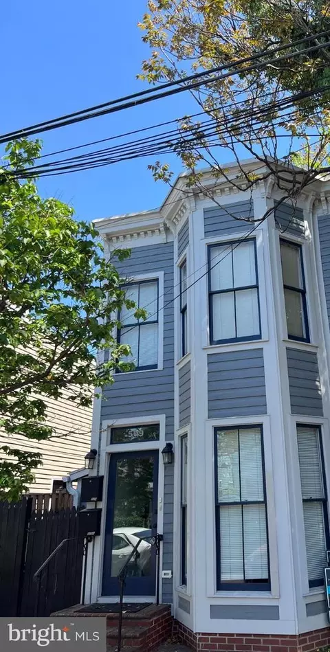 Undisclosed, Alexandria, VA 22314