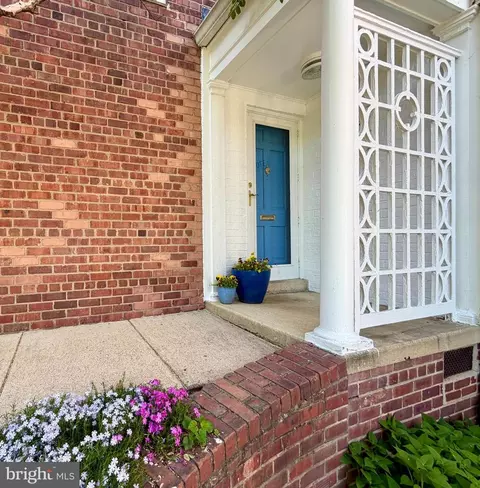 3702 Valley Dr #516-37, Alexandria, VA 22302