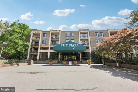 801 Howard St N #108, Alexandria, VA 22304