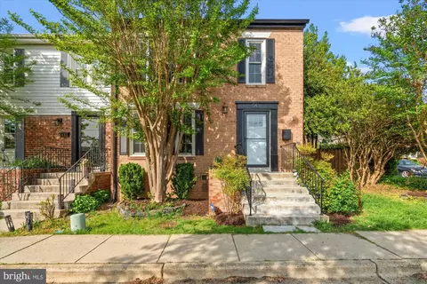 5431 Richenbacher Ave, Alexandria, VA 22304