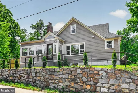 4448 W Braddock Rd, Alexandria, VA 22304