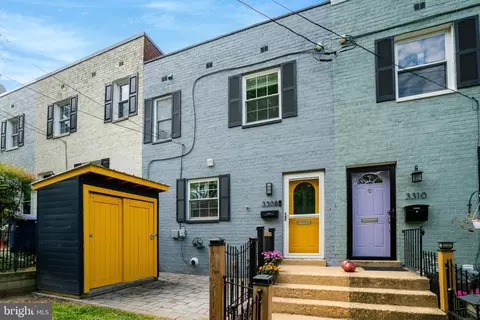 3308 Landover St, Alexandria, VA 22305