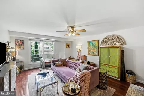 1581 N Van Dorn St #A, Alexandria, VA 22304