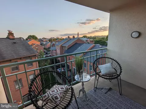 610 N West St #407, Alexandria, VA 22314