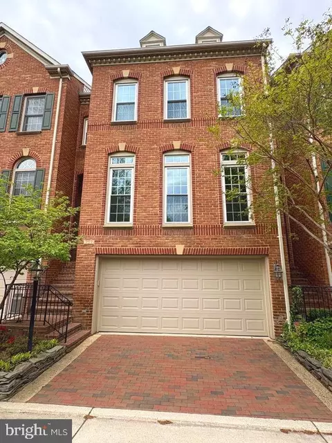 707 Catts Tavern Dr, Alexandria, VA 22314