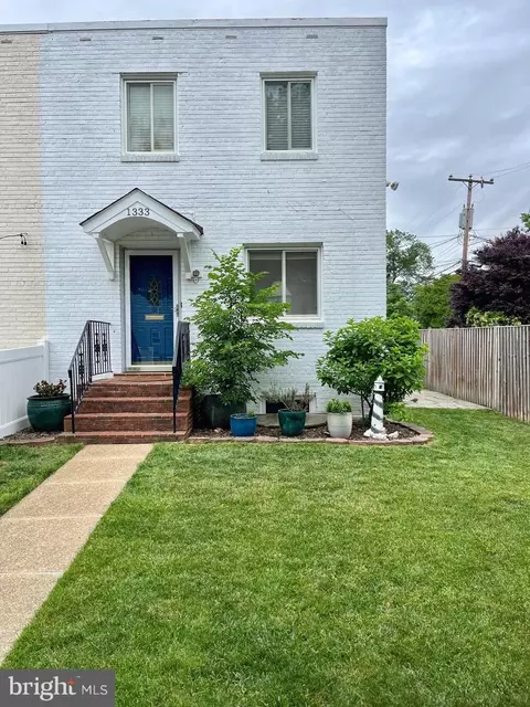 1333 Oronoco St, Alexandria, VA 22314