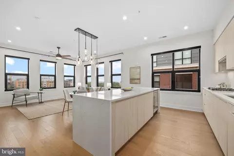 701 Swann Ave #511, Alexandria, VA 22301