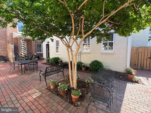 1012 Prince St #2, Alexandria, VA 22314