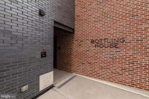 521 N Washington St #101, Alexandria, VA 22314