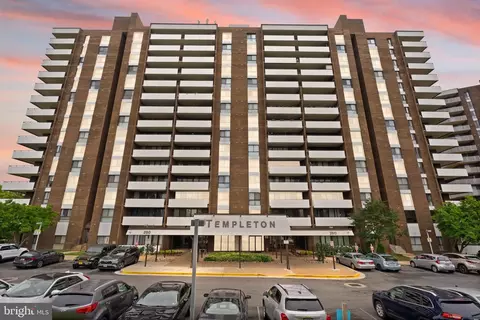250 S Reynolds St #801, Alexandria, VA 22304