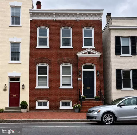 1006 Prince St #3, Alexandria, VA 22314