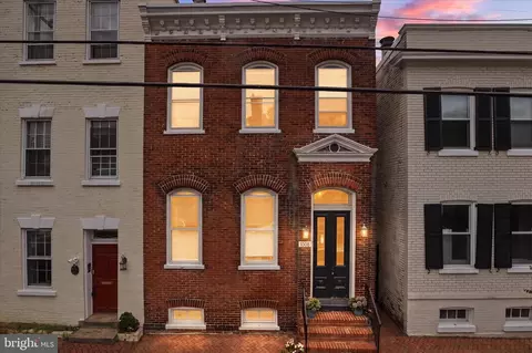 1006 Prince St #3, Alexandria, VA 22314