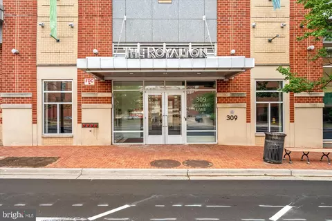 309 Holland Ln #320, Alexandria, VA 22314