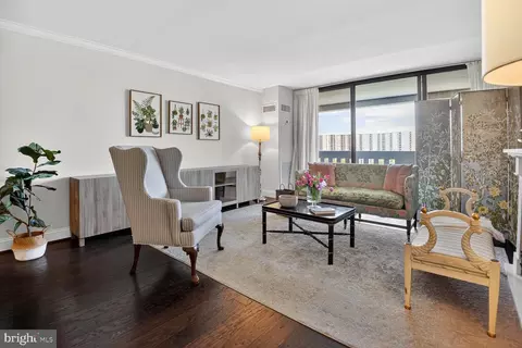 6101 Edsall Rd #1606, Alexandria, VA 22304