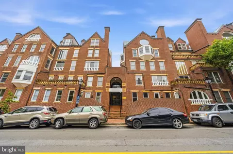 120 Cameron St #CS107, Alexandria, VA 22314