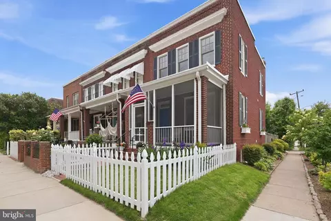 636 N Columbus St, Alexandria, VA 22314