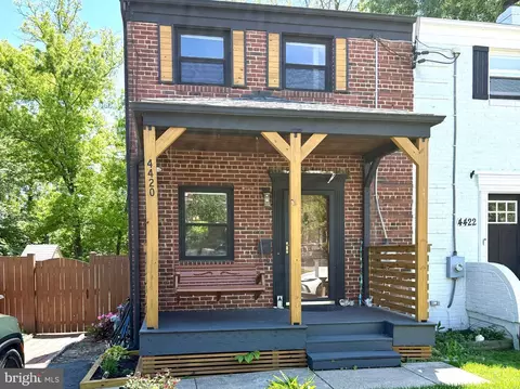 4420 Vermont Ave, Alexandria, VA 22304