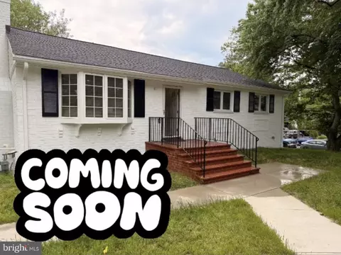 5308 Pender Ct, Alexandria, VA 22304