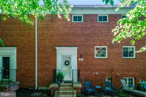 1607 Preston Rd, Alexandria, VA 22302