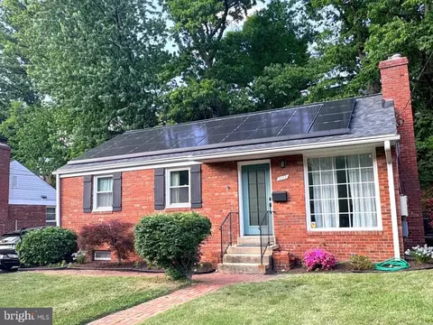 3117 King St, Alexandria, VA 22302
