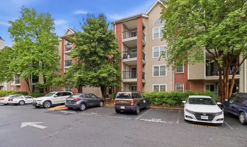 3311 Wyndham #2202, Alexandria, VA 22302