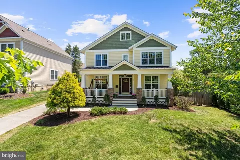 19 N Donelson St, Alexandria, VA 22304