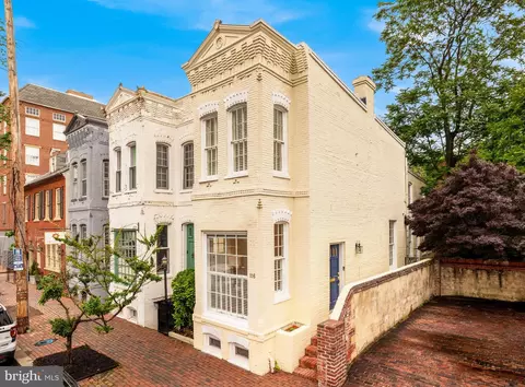 116 S Pitt St, Alexandria, VA 22314