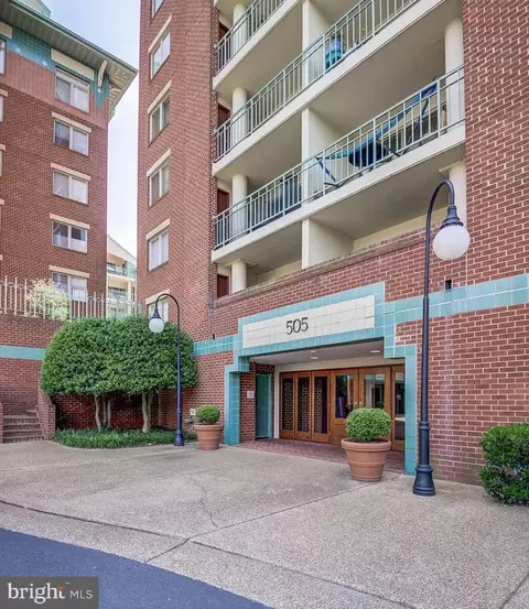 505 E Braddock Rd E #504, Alexandria, VA 22314