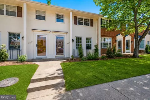 3743 Ingalls Ave, Alexandria, VA 22302