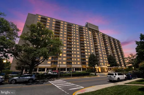 1225 Martha Custis Dr #415, Alexandria, VA 22302