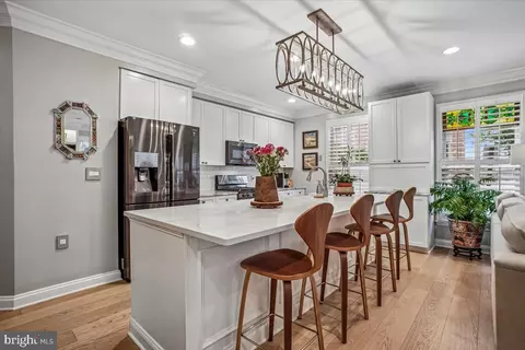 1115 Cameron St #103, Alexandria, VA 22314