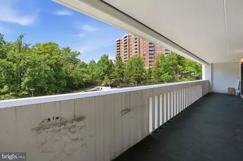 6101 Edsall Rd #502, Alexandria, VA 22304