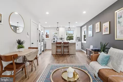 625 S Henry St, Alexandria, VA 22314