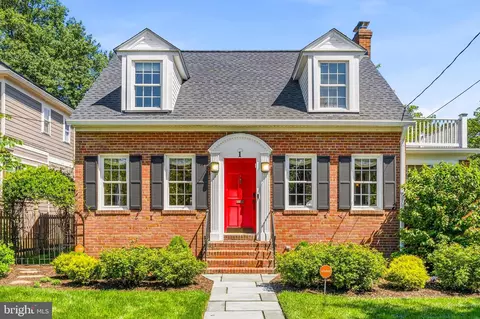 1 W Mason Ave, Alexandria, VA 22301