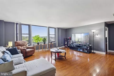 4600 Duke St #1631, Alexandria, VA 22304