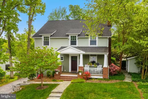 3307 Elmore Dr, Alexandria, VA 22302