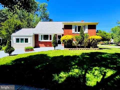 5313 Thayer Ave, Alexandria, VA 22304