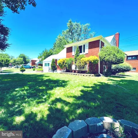 5313 Thayer Ave, Alexandria, VA 22304