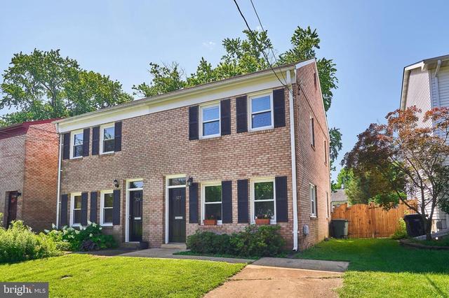 327 Laverne Ave, Alexandria, VA 22305