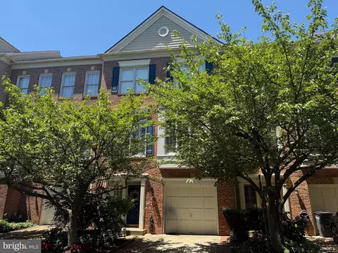4672 Kell Ln, Alexandria, VA 22311
