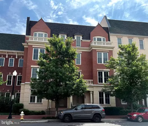 2109 Main Line #102, Alexandria, VA 22301