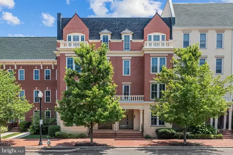 2109 Main Line #102, Alexandria, VA 22301