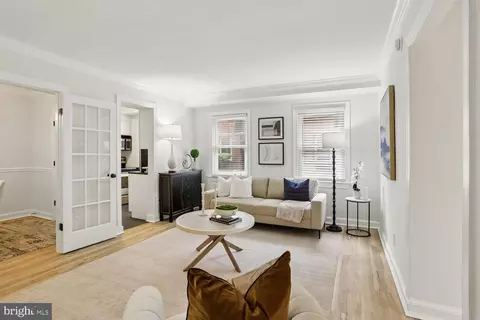719 S Saint Asaph St #107, Alexandria, VA 22314