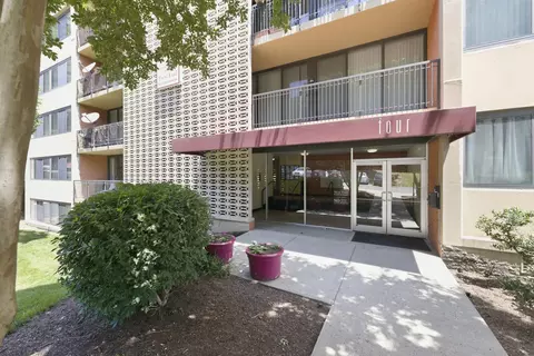 4 S Van Dorn St #603, Alexandria, VA 22304