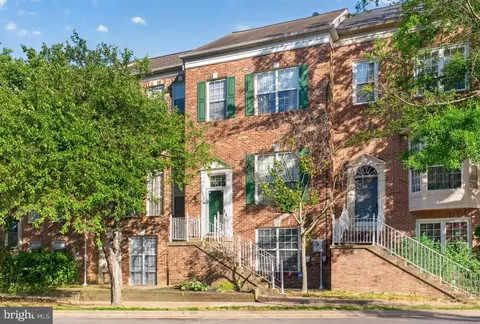 6006 Lincolnia Rd, Alexandria, VA 22312