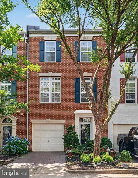 5094 Grimm Dr, Alexandria, VA 22304