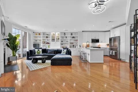 400 Cameron Sta #421, Alexandria, VA 22304
