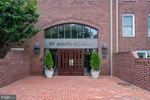 801 S Pitt St #418, Alexandria, VA 22314