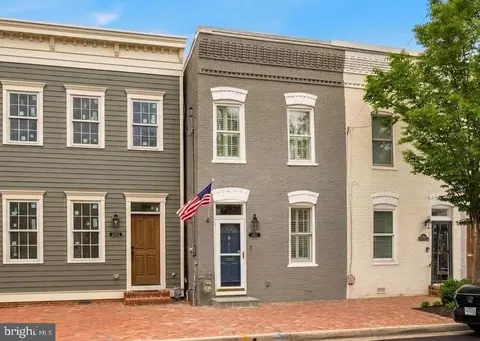 1005 Oronoco St, Alexandria, VA 22314