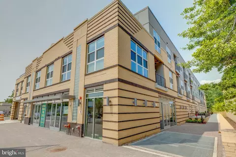 1800 Mount Vernon Ave #215, Alexandria, VA 22301